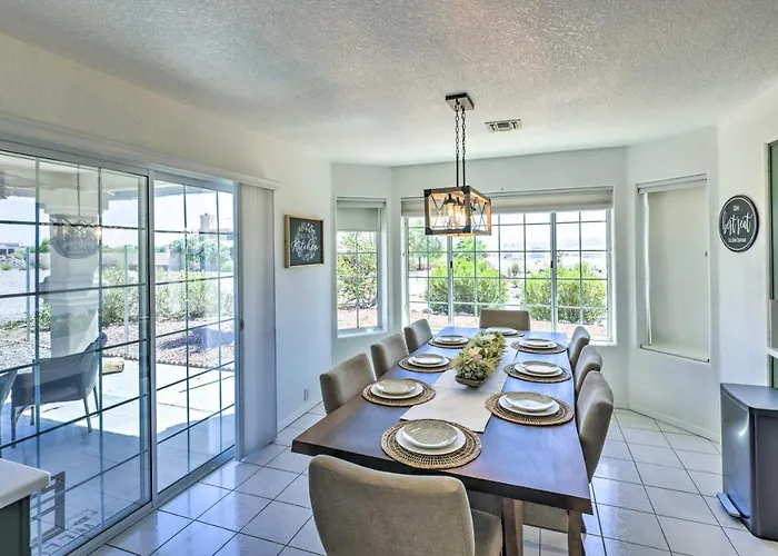Luxe W/ Detached Casita & Furnished Patio! Holiday home *