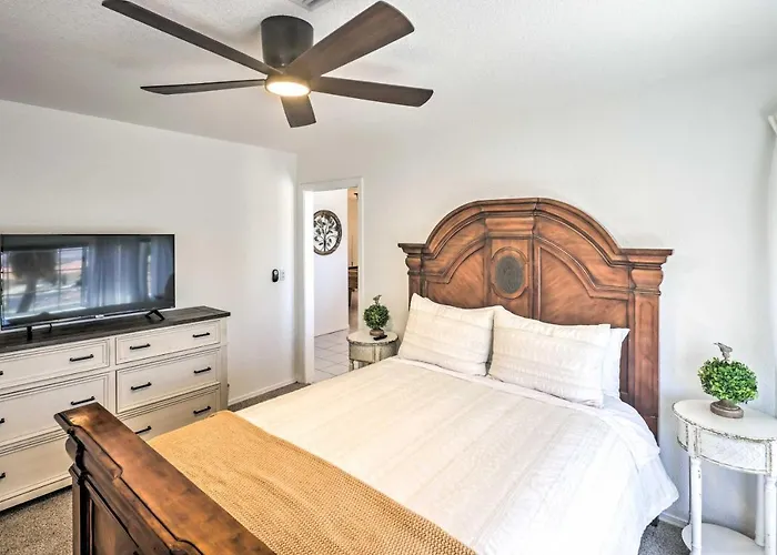 Luxe W/ Detached Casita & Furnished Patio! Holiday home *