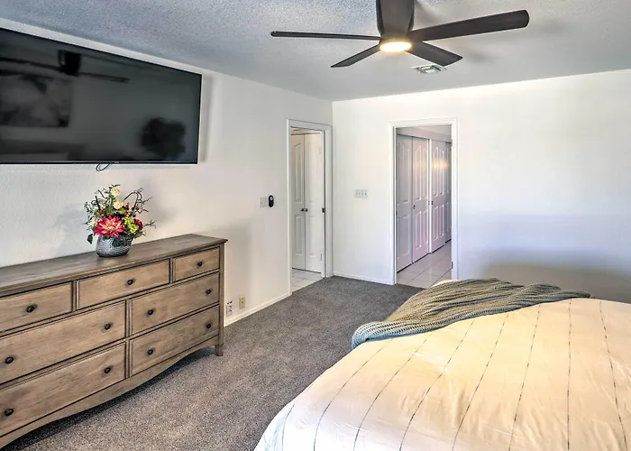 Luxe W/ Detached Casita & Furnished Patio! Dom wakacyjny