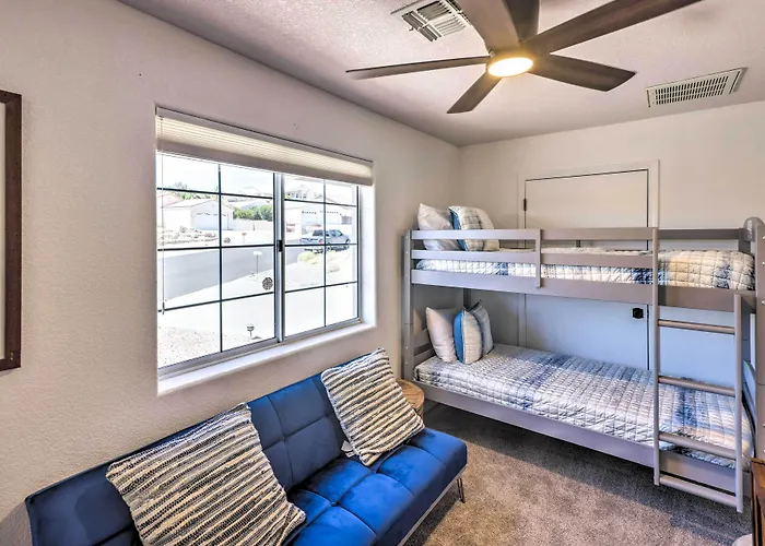 Dom wakacyjny Luxe W/ Detached Casita & Furnished Patio! *