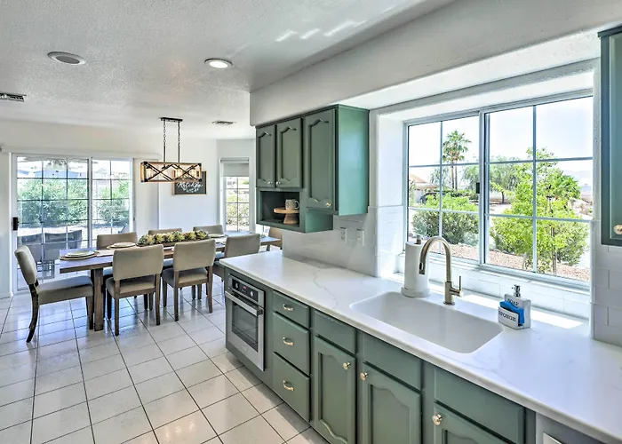 Luxe W/ Detached Casita & Furnished Patio! Bullhead City