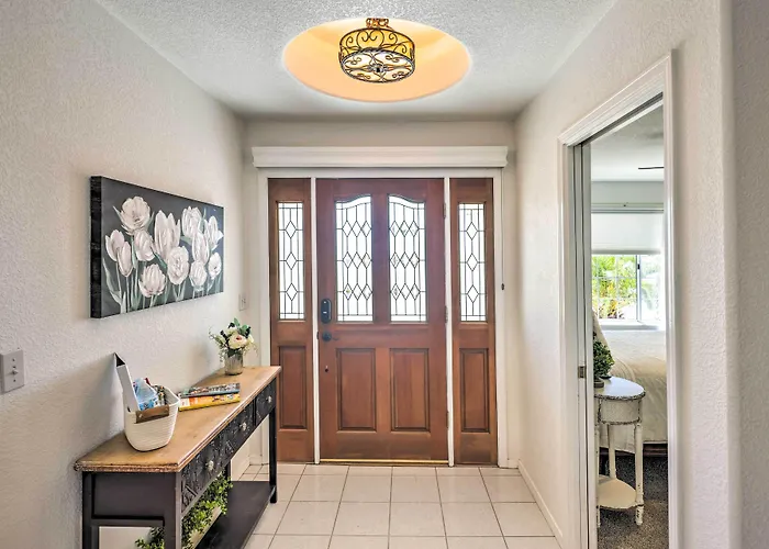 Dom wakacyjny Luxe W/ Detached Casita & Furnished Patio! Bullhead City